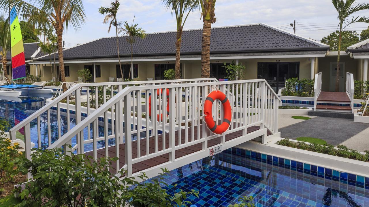 Tuana Hotels Brook Pool Access Chalong Exterior foto